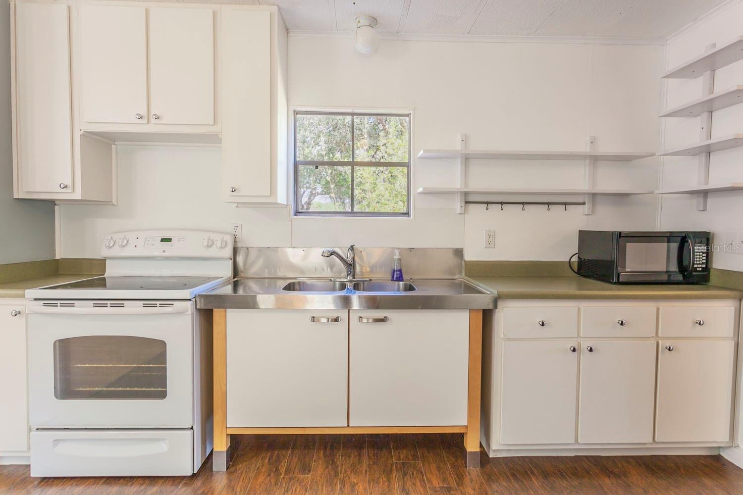 1824 MARION COUNTY RD, WEIRSDALE, FL, 32195