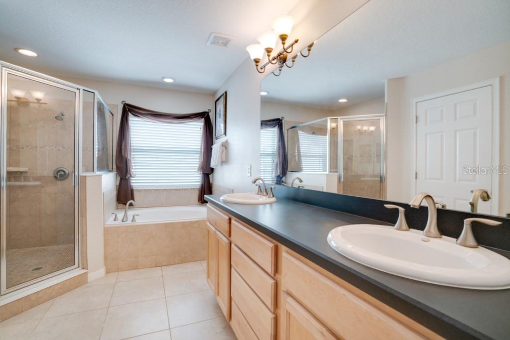 2173 VICTORIA DR, DAVENPORT, FL, 33837