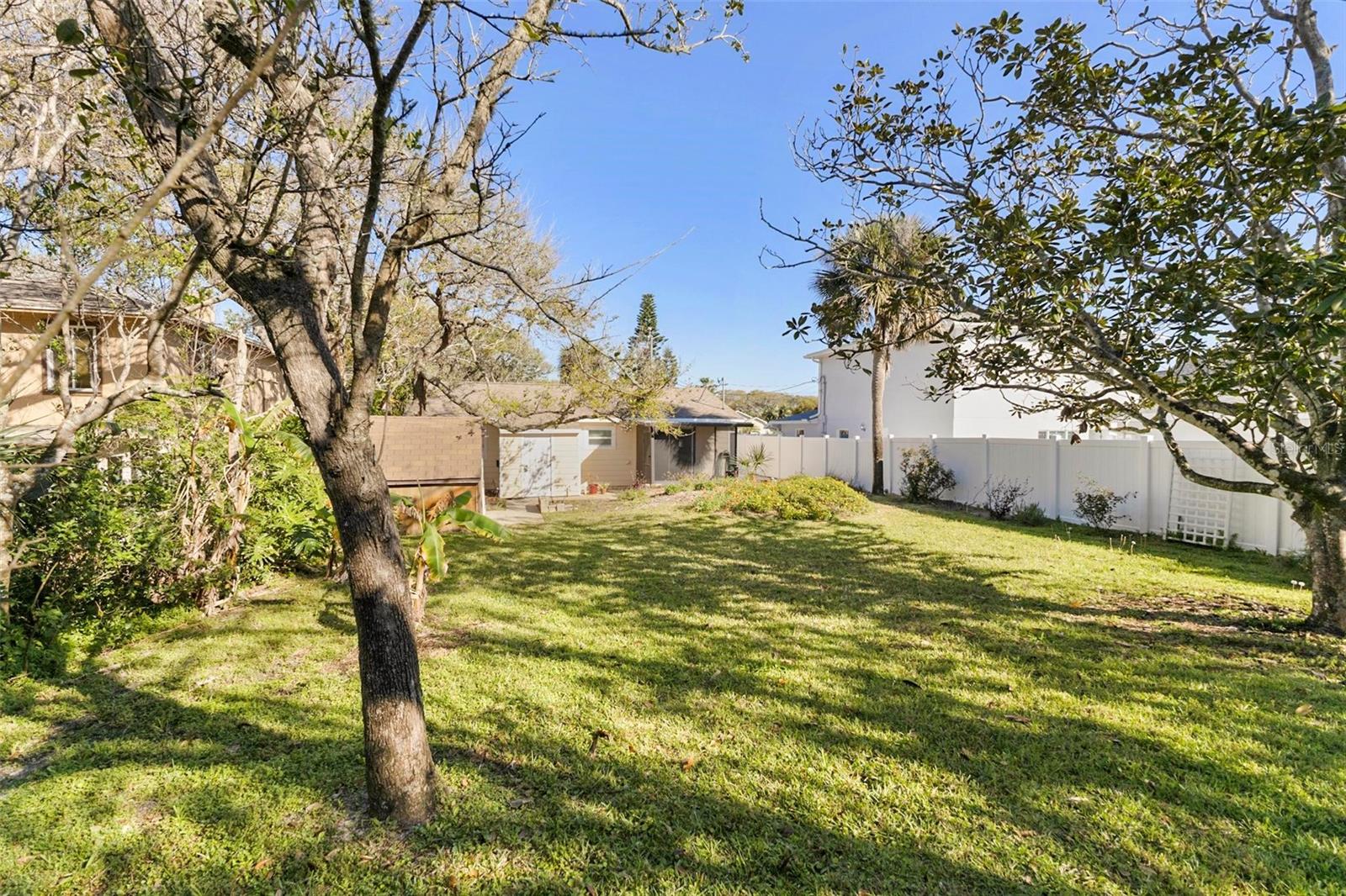 827 E 20TH AVE, NEW SMYRNA BEACH, FL, 32169