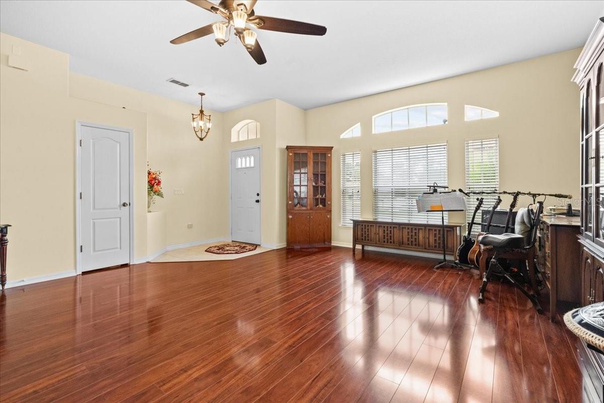 2131 GOLDEN IVY WAY, APOPKA, FL, 32703