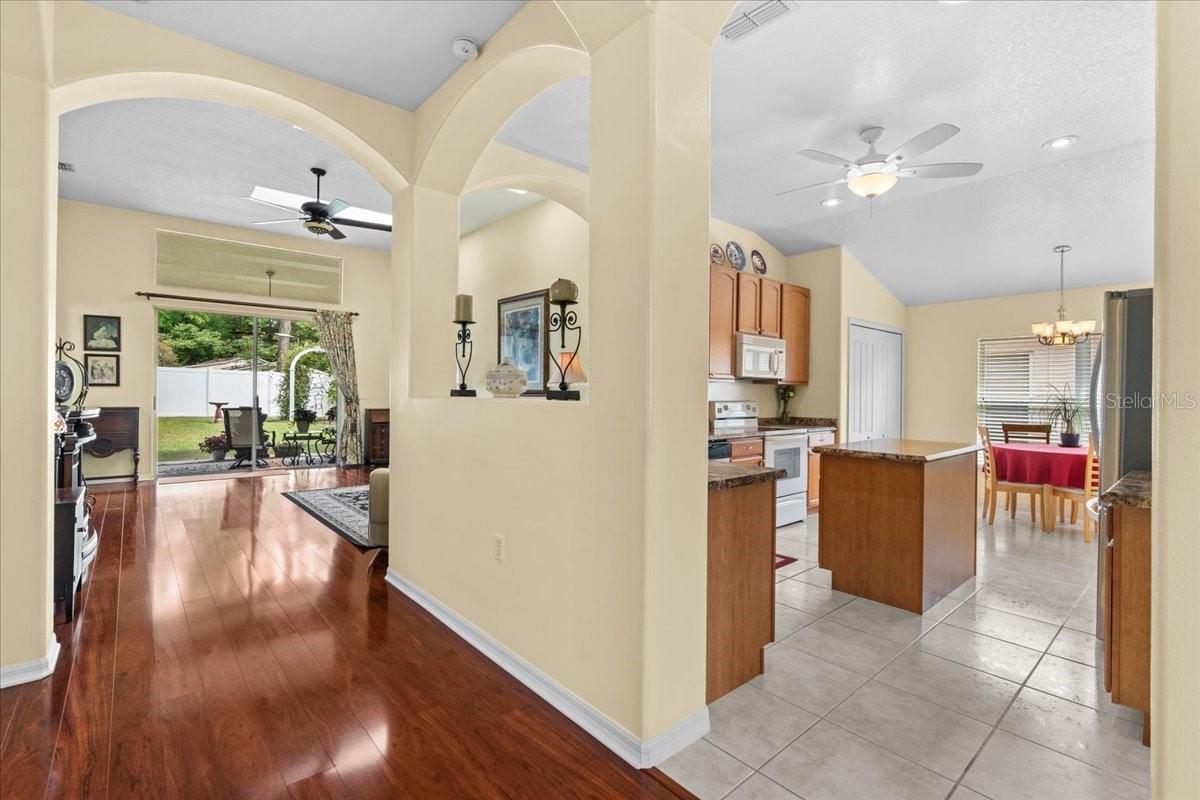 2131 GOLDEN IVY WAY, APOPKA, FL, 32703