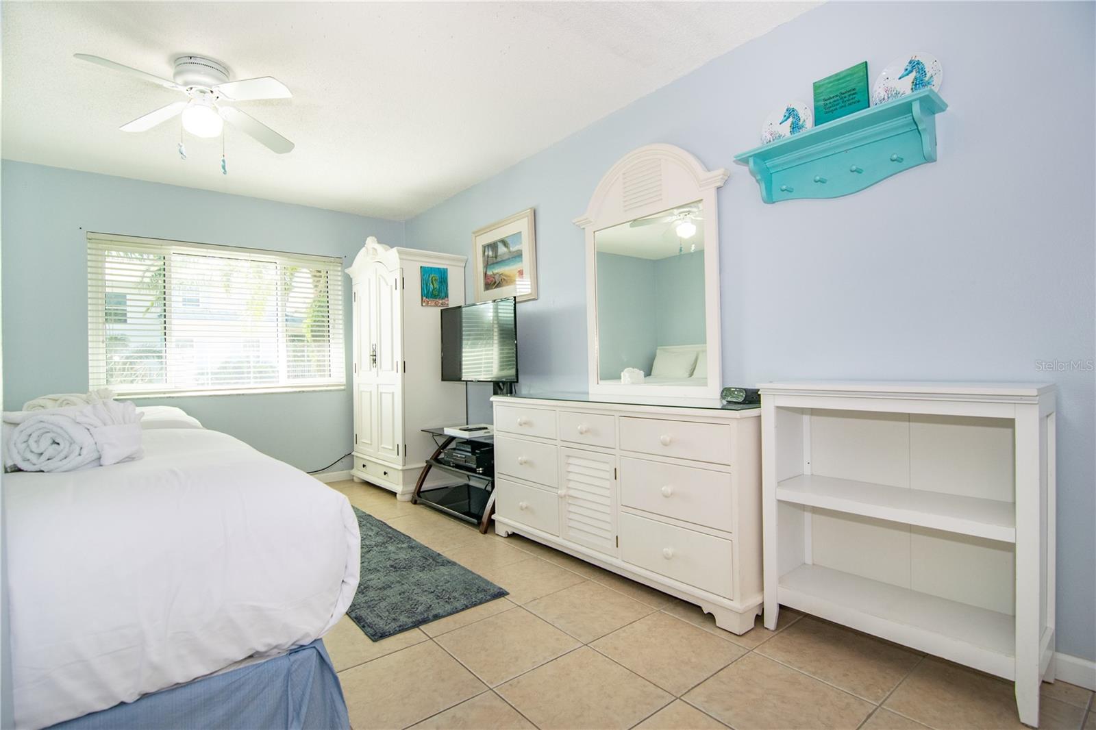 3000 GULF DR #3, HOLMES BEACH, FL, 34217