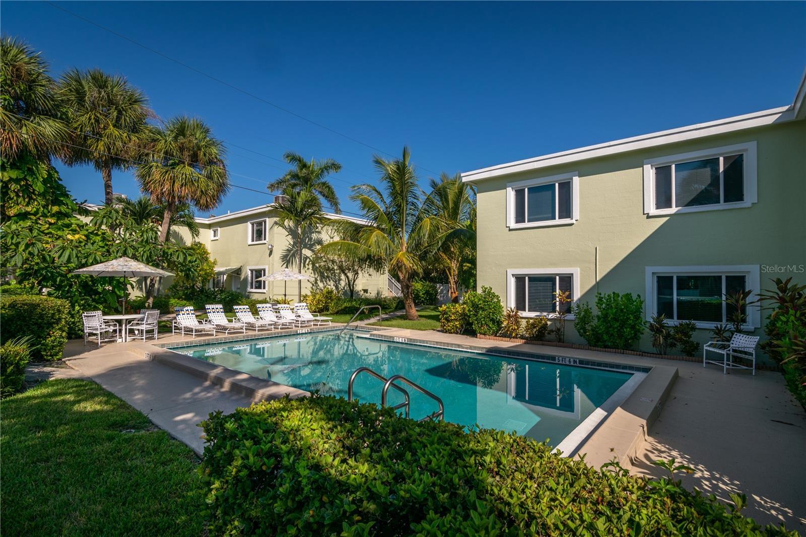 3000 GULF DR #3, HOLMES BEACH, FL, 34217