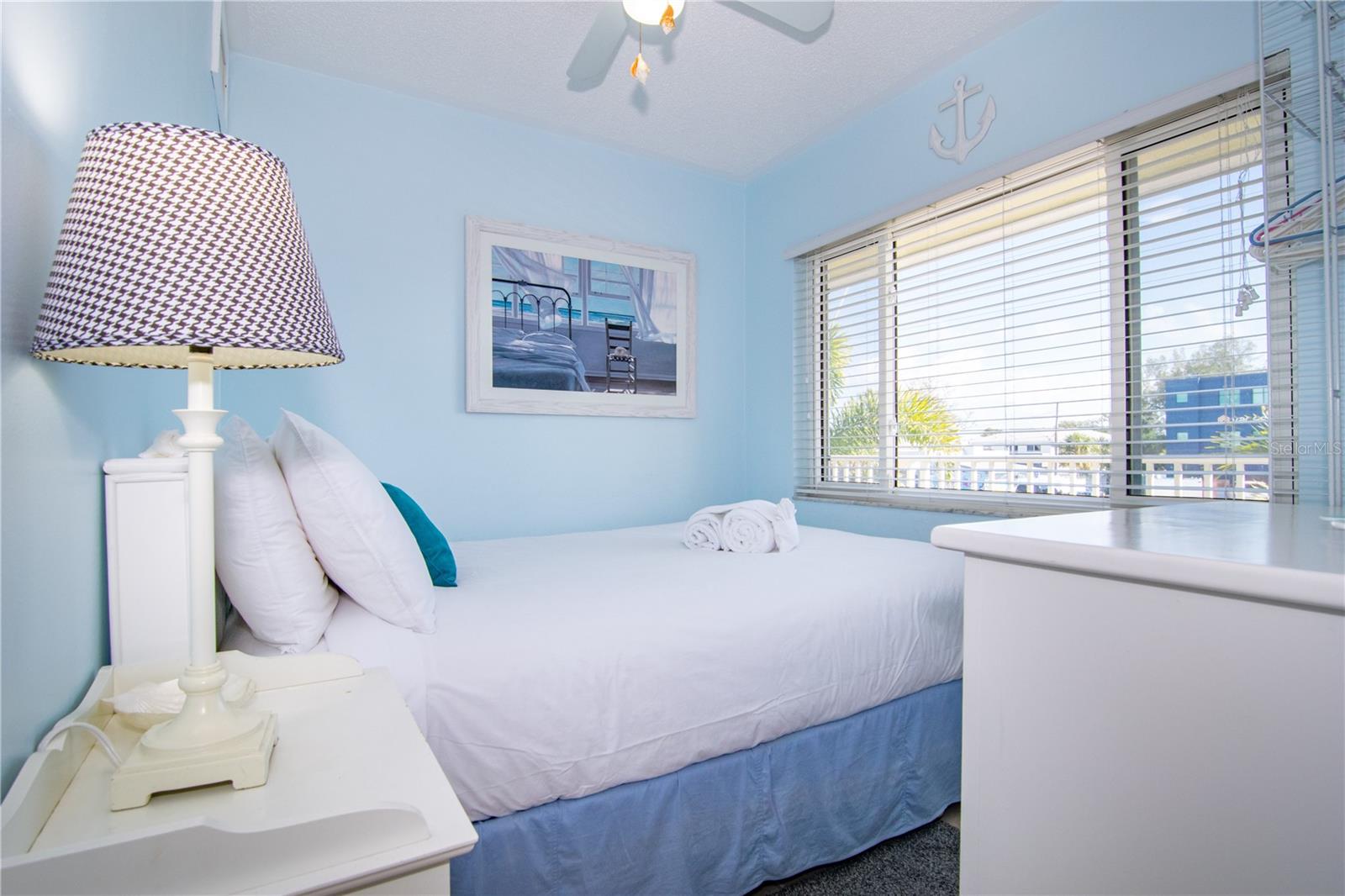 3000 GULF DR #3, HOLMES BEACH, FL, 34217