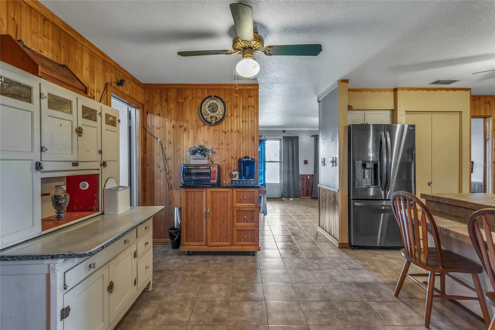 6988 BLUE CEDAR RD, LEESBURG, FL, 34748