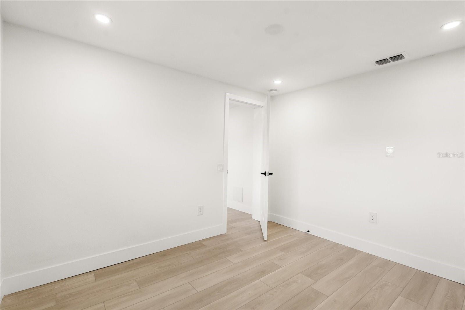 6301 SUNSHINE ST, ORLANDO, FL, 32818