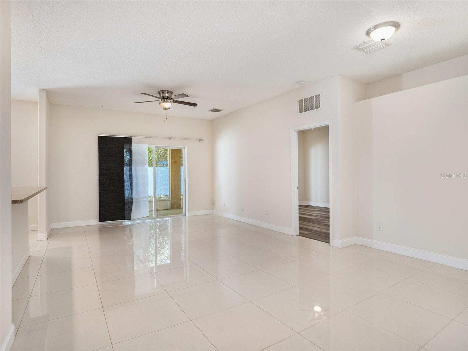 405 LAGUNA MILL DR, RUSKIN, FL, 33570