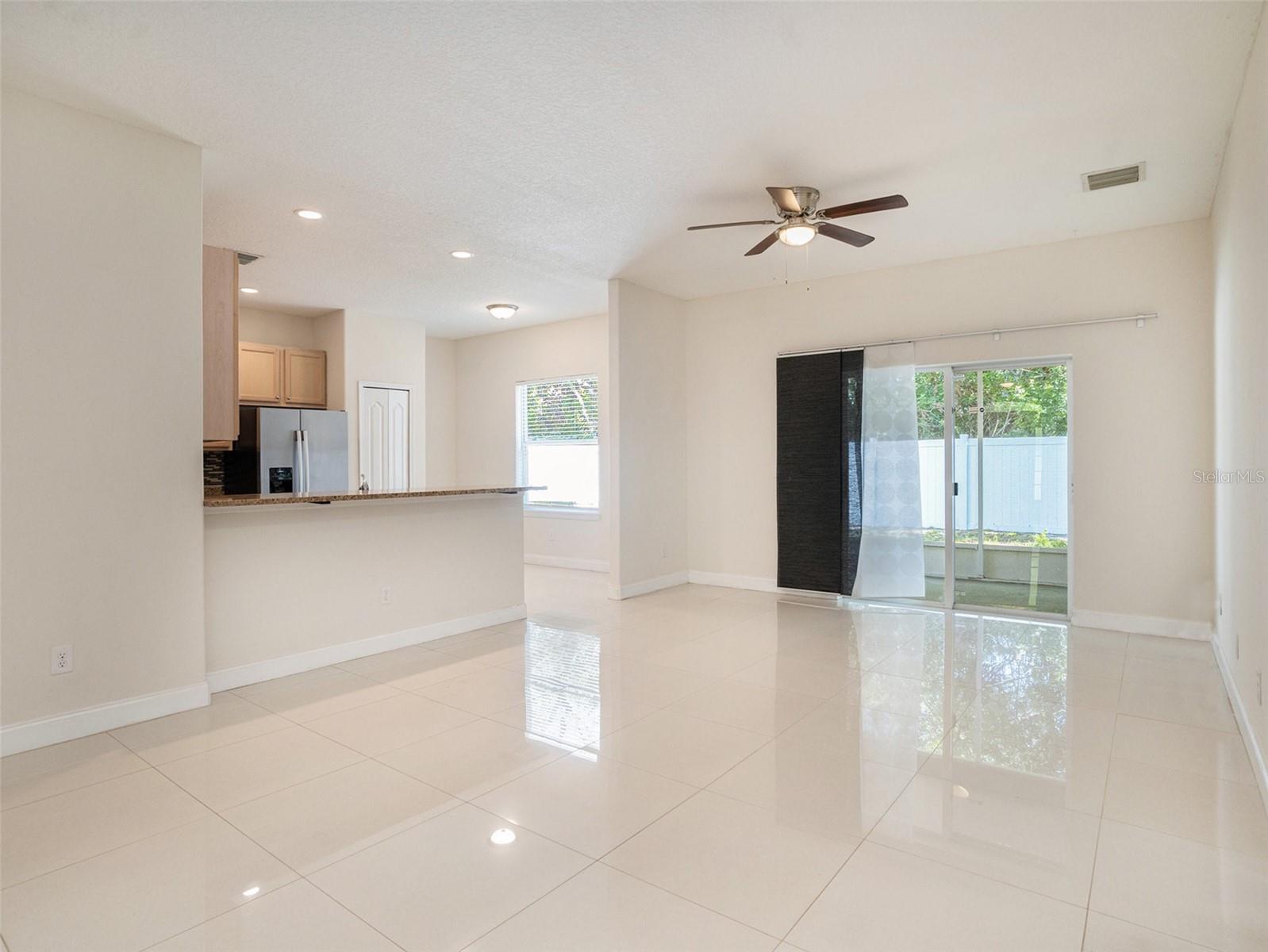 405 LAGUNA MILL DR, RUSKIN, FL, 33570