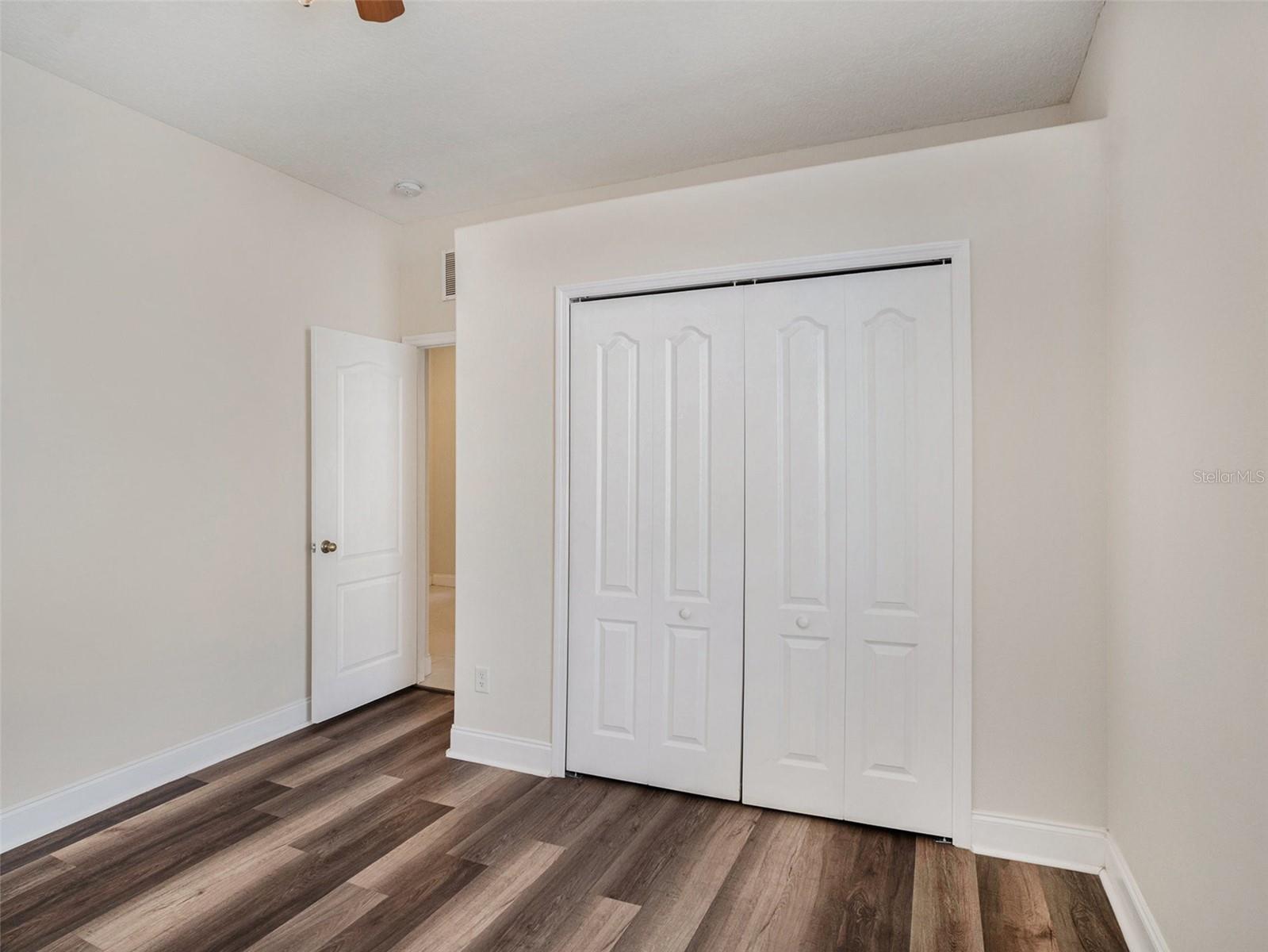 405 LAGUNA MILL DR, RUSKIN, FL, 33570