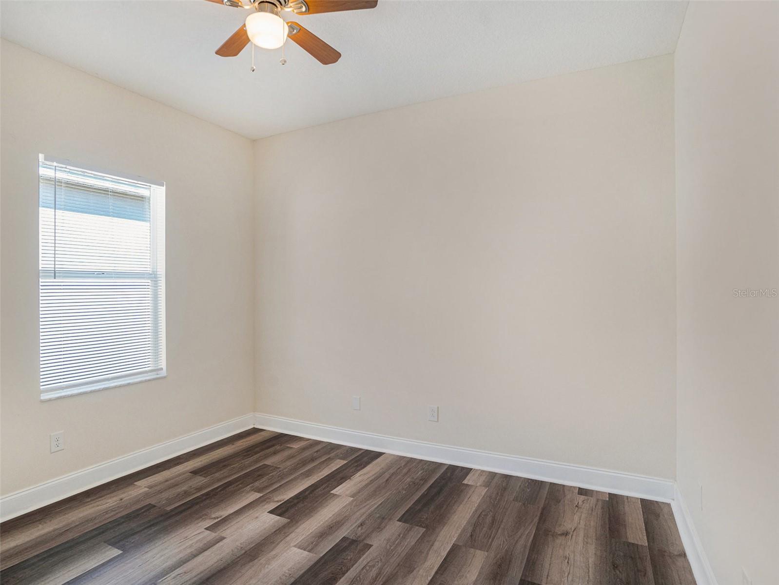 405 LAGUNA MILL DR, RUSKIN, FL, 33570