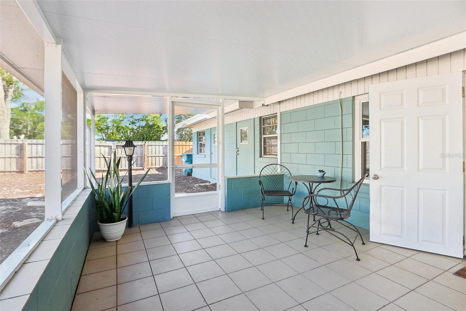 219 N ROSSITER ST, MOUNT DORA, FL, 32757