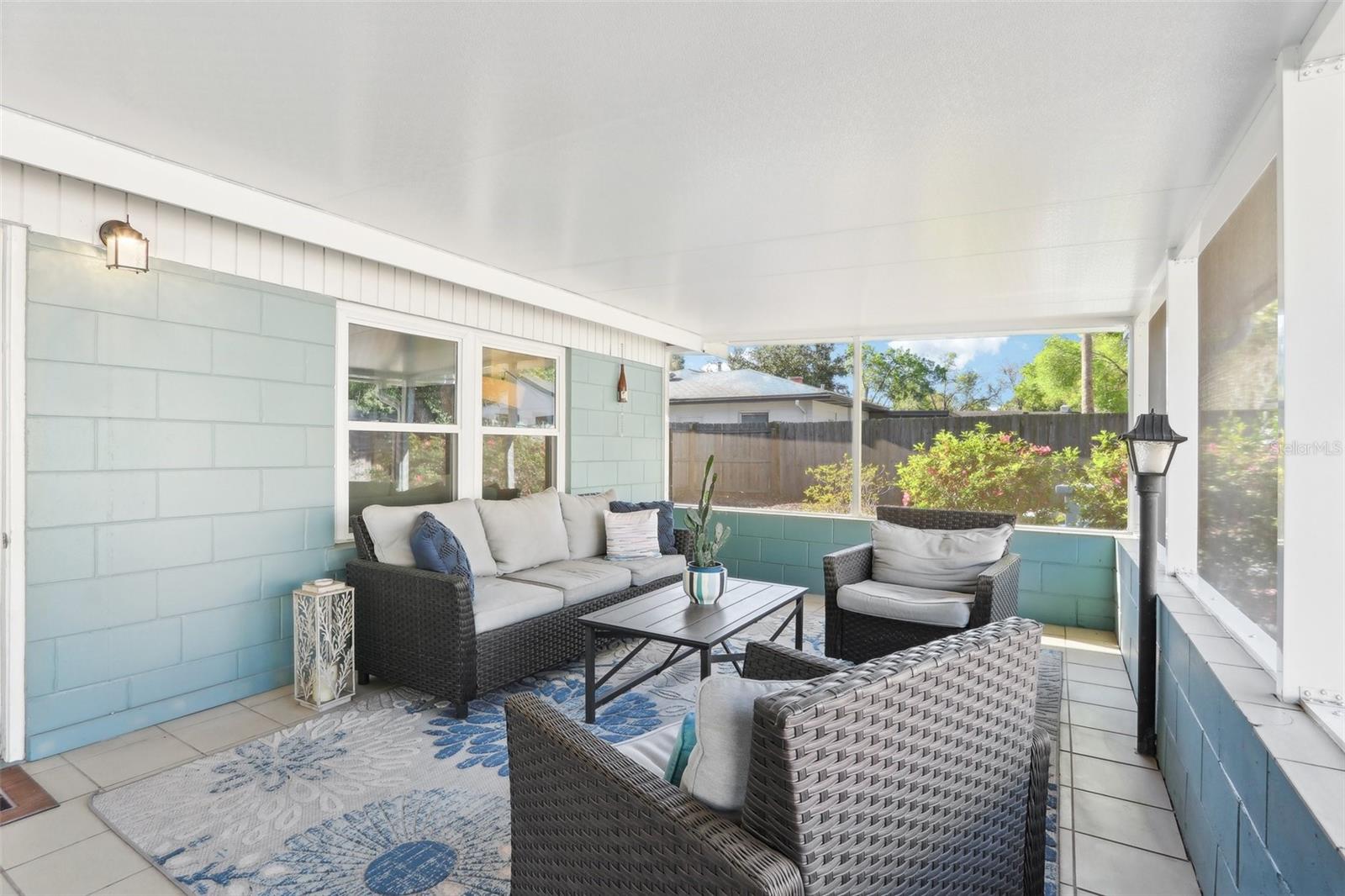 219 N ROSSITER ST, MOUNT DORA, FL, 32757