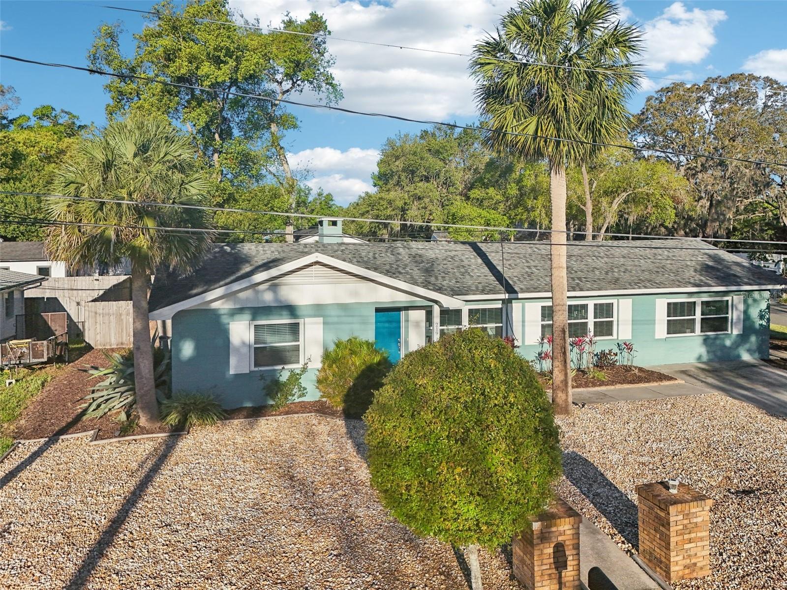 219 N ROSSITER ST, MOUNT DORA, FL, 32757