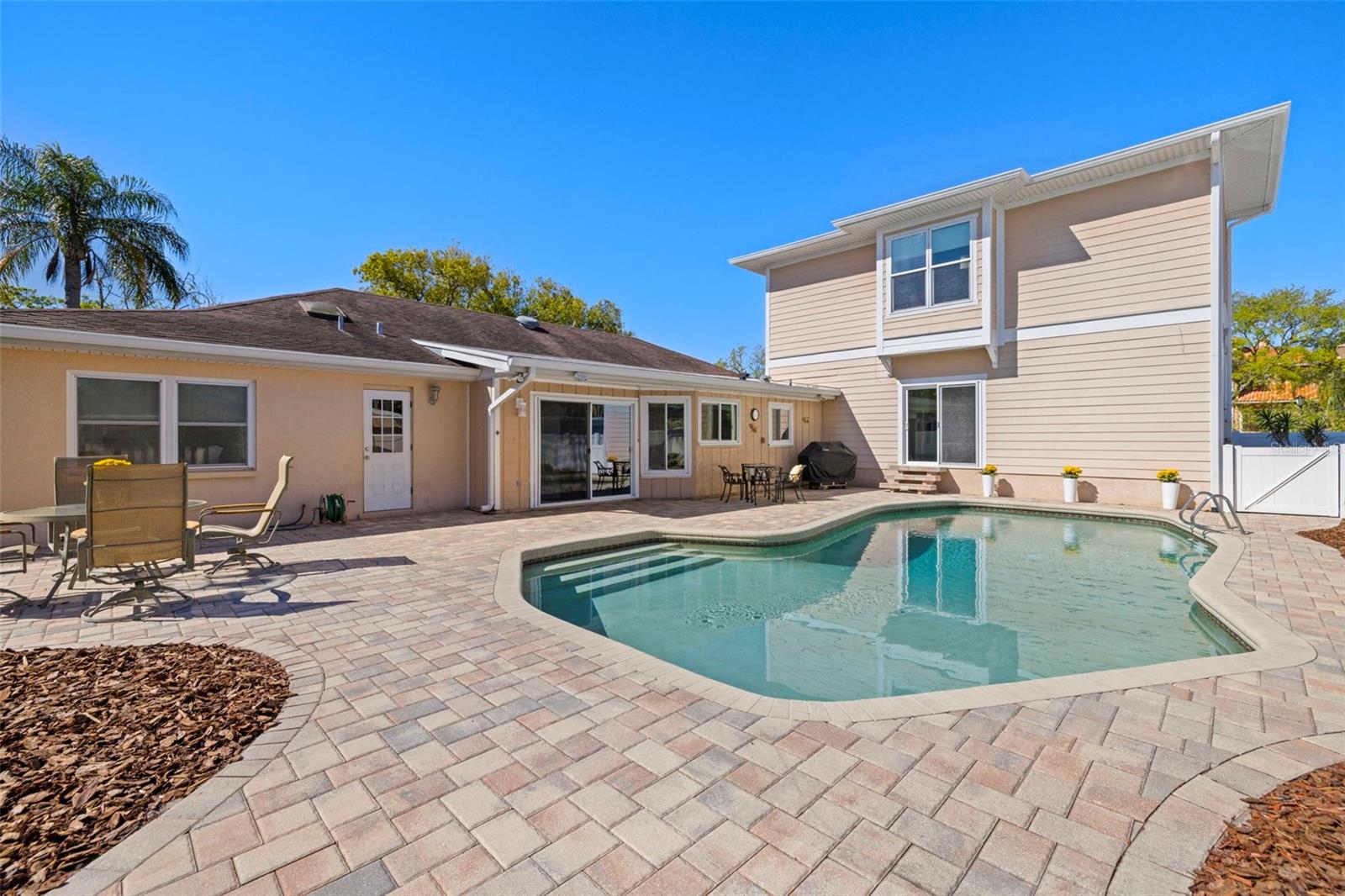 4837 W BAY COURT AVE, TAMPA, FL, 33611