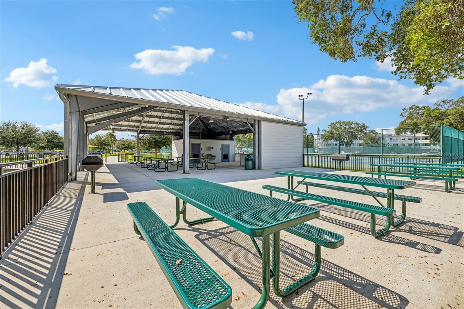 2400 COLUMBIA DR #20, CLEARWATER, FL, 33763