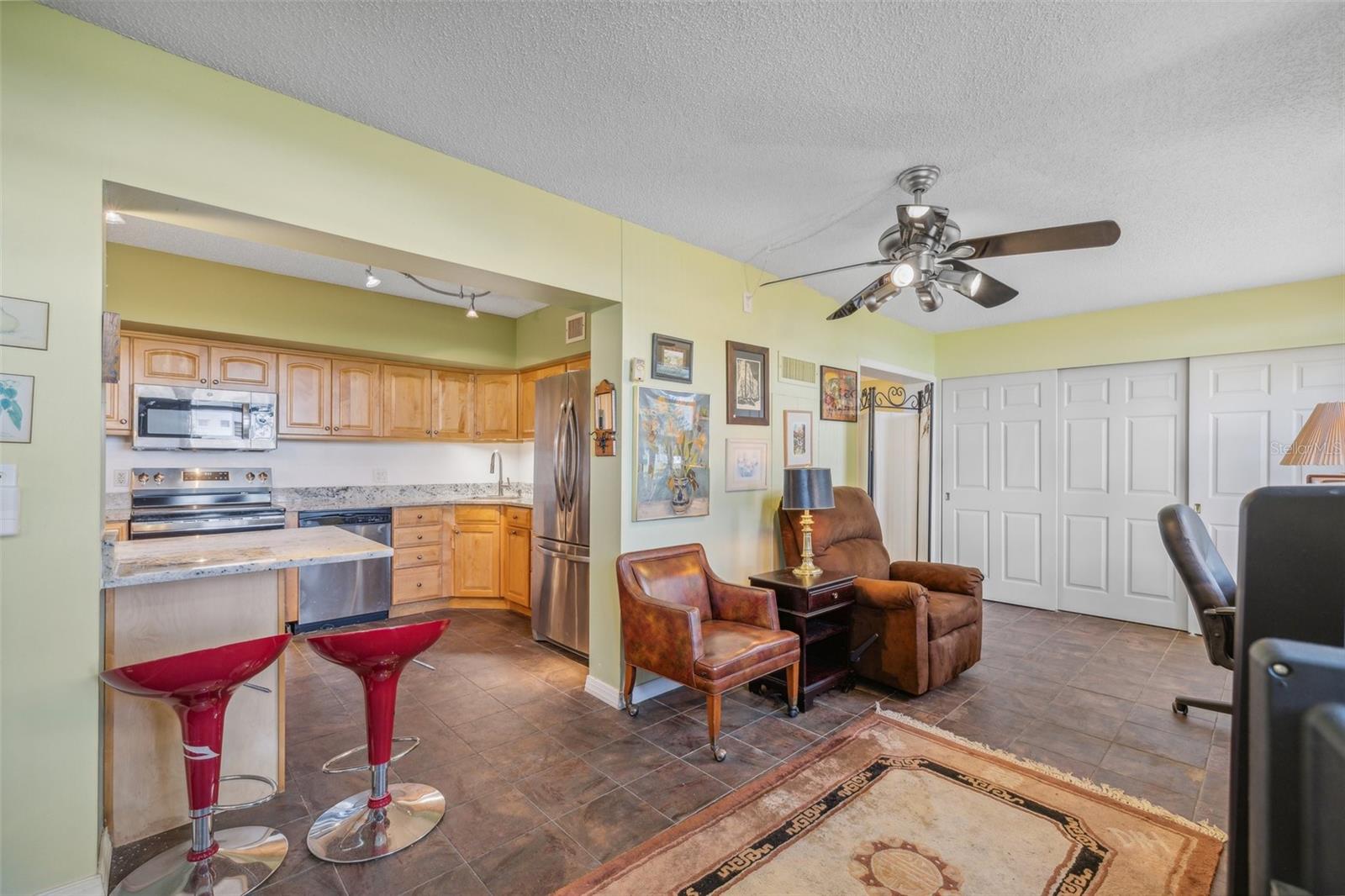 2400 COLUMBIA DR #20, CLEARWATER, FL, 33763