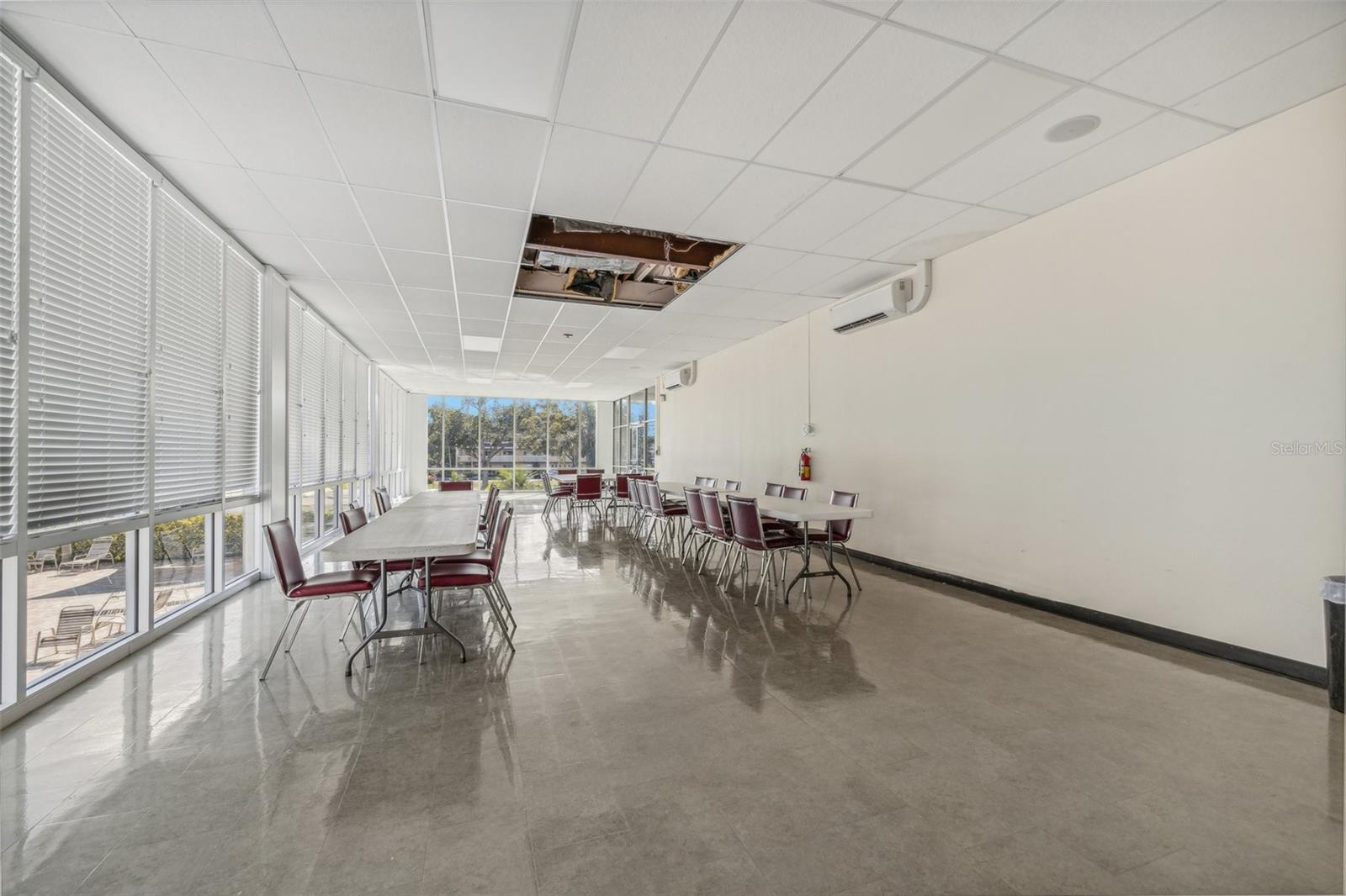 2400 COLUMBIA DR #20, CLEARWATER, FL, 33763