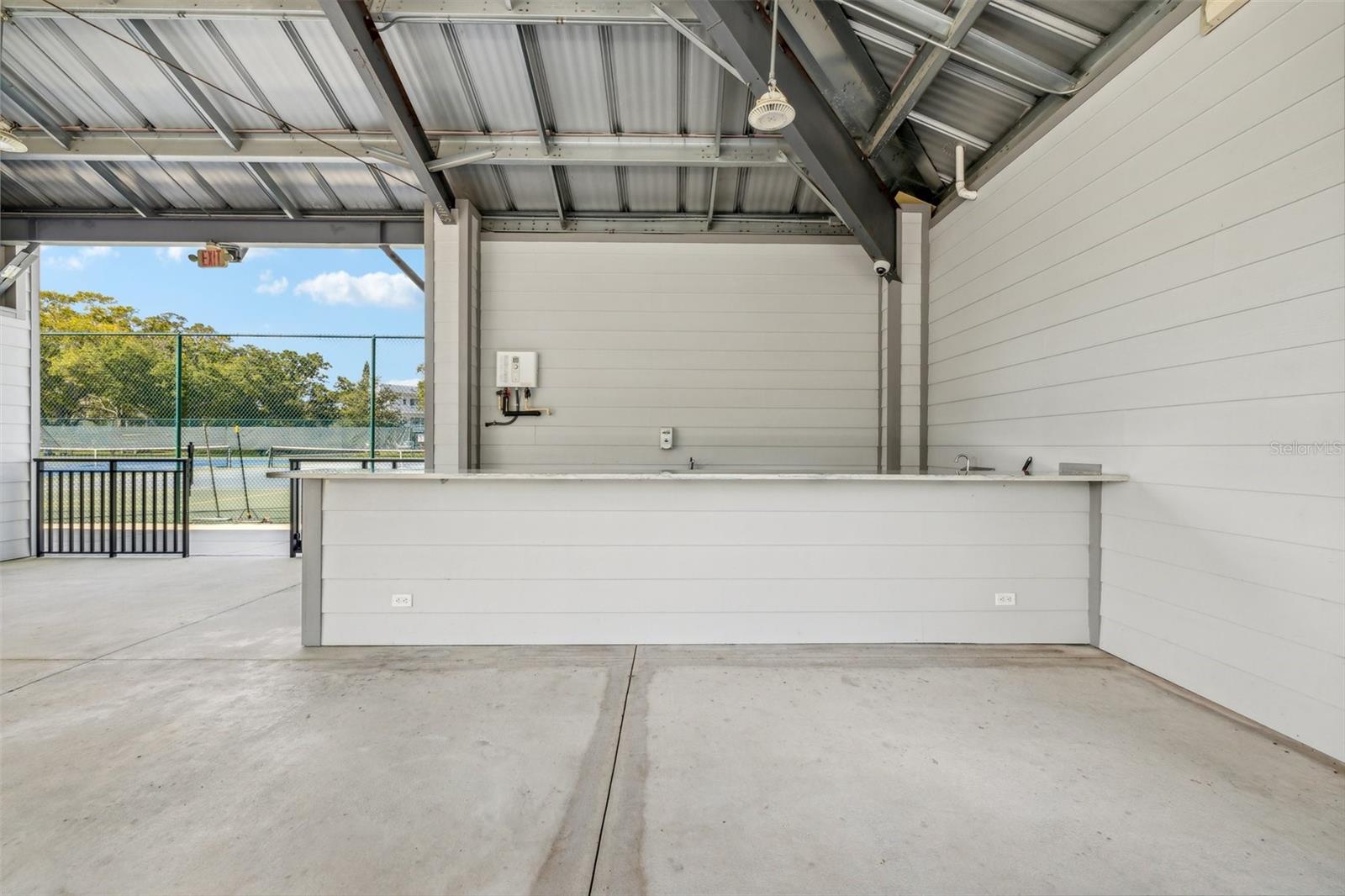 2400 COLUMBIA DR #20, CLEARWATER, FL, 33763