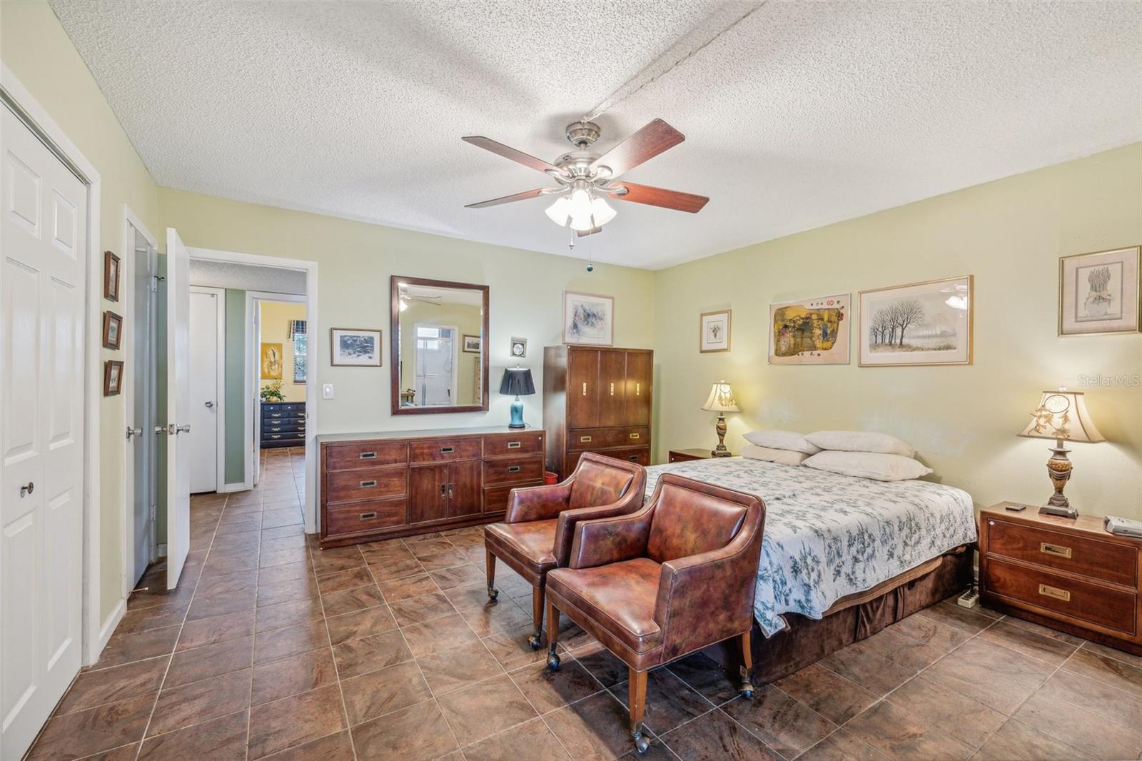 2400 COLUMBIA DR #20, CLEARWATER, FL, 33763