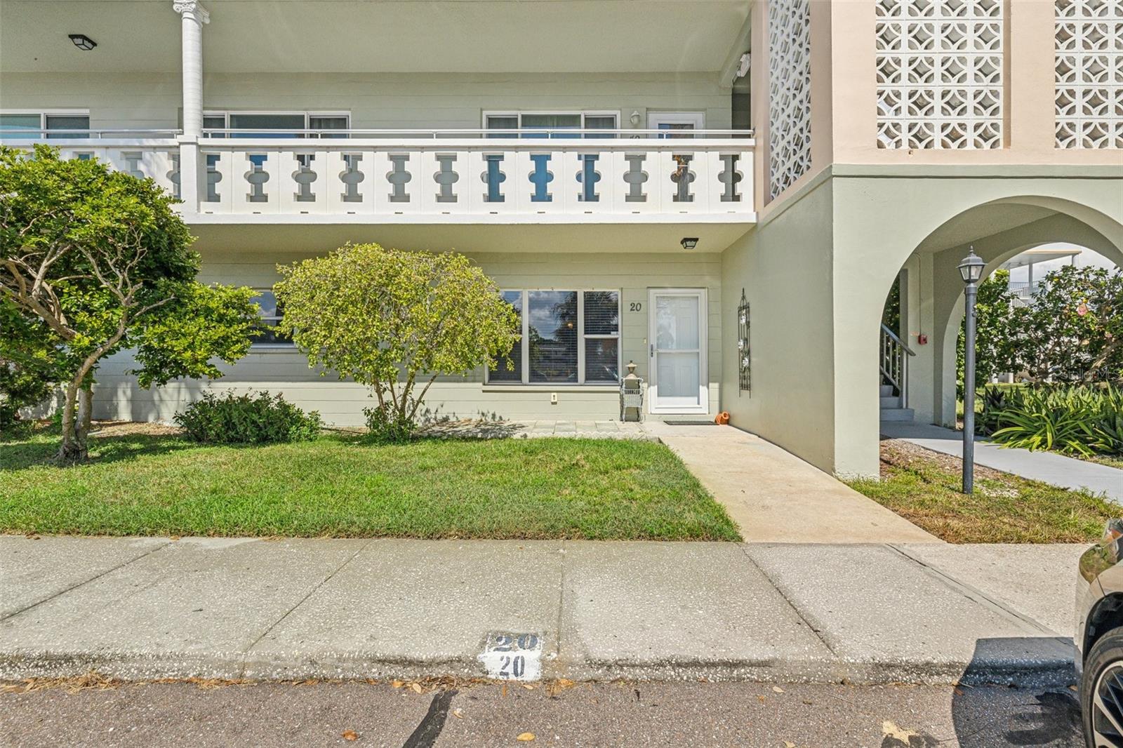 2400 COLUMBIA DR #20, CLEARWATER, FL, 33763