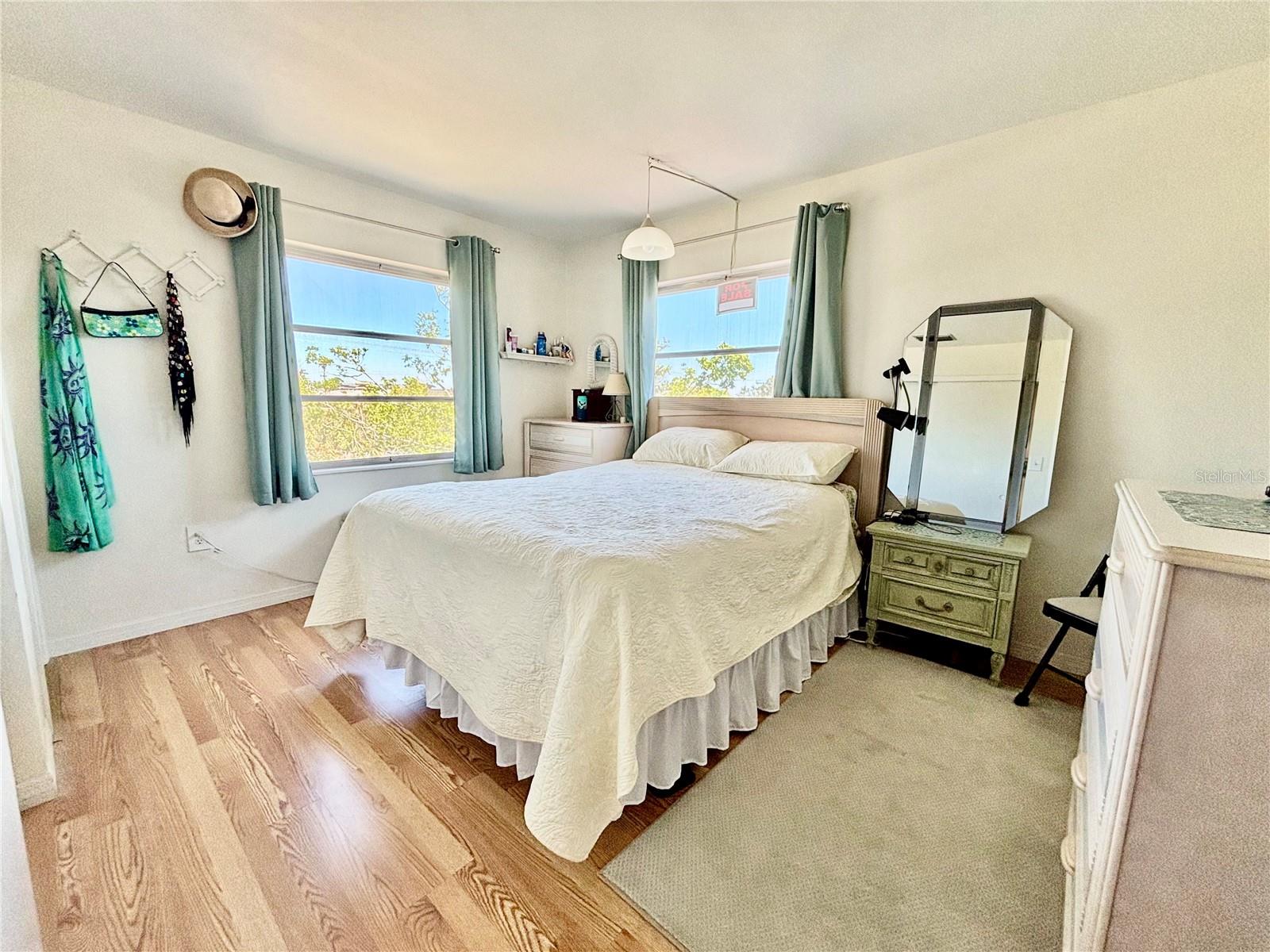 1633 LEISURE DR #M-37, BRADENTON, FL, 34207