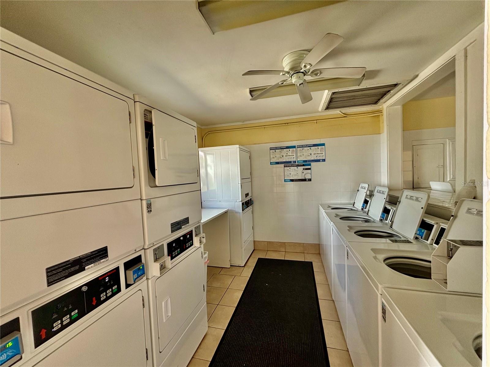 1633 LEISURE DR #M-37, BRADENTON, FL, 34207
