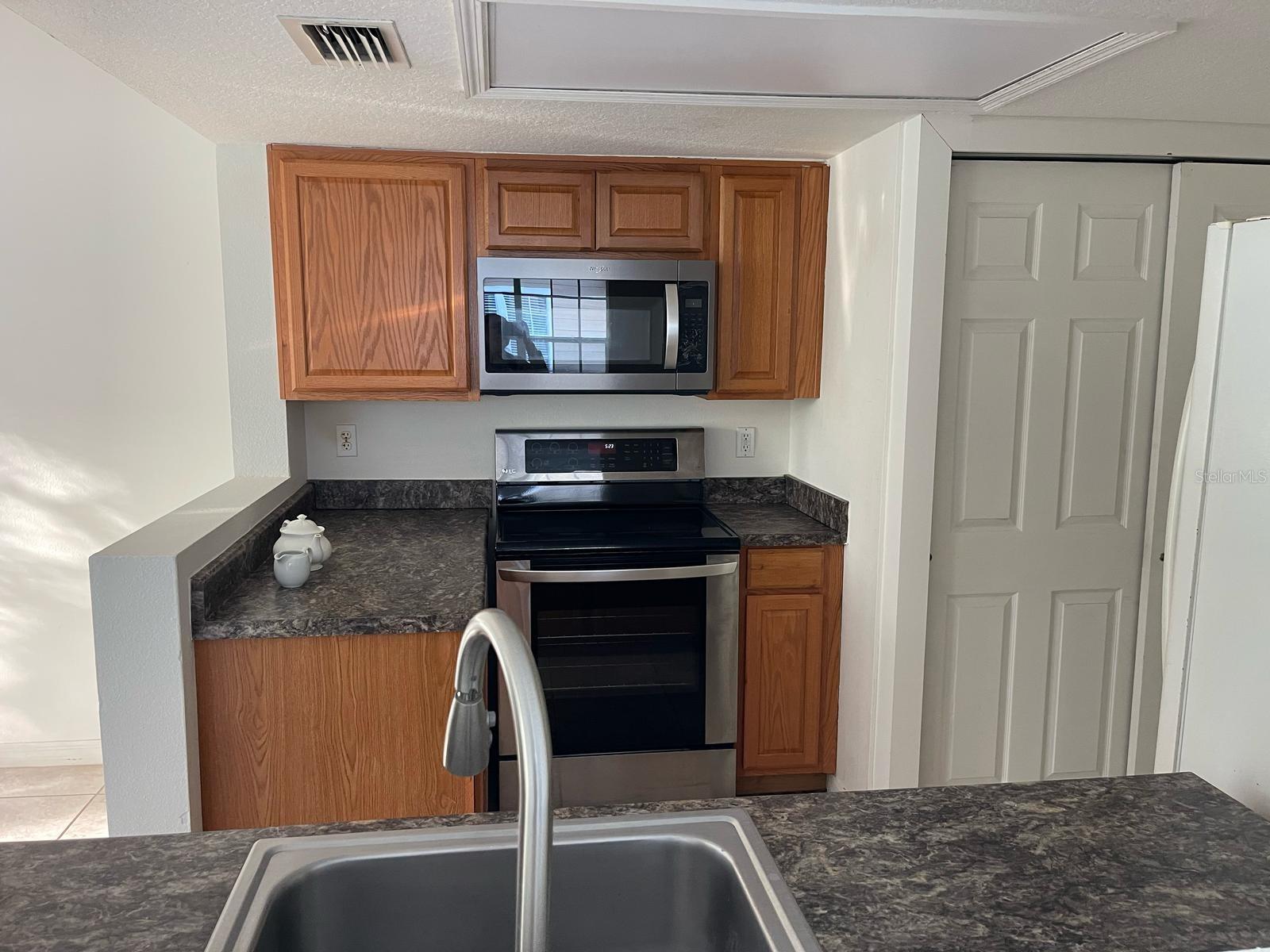 2734 FAN PALM DR #A, DAVENPORT, FL, 33897