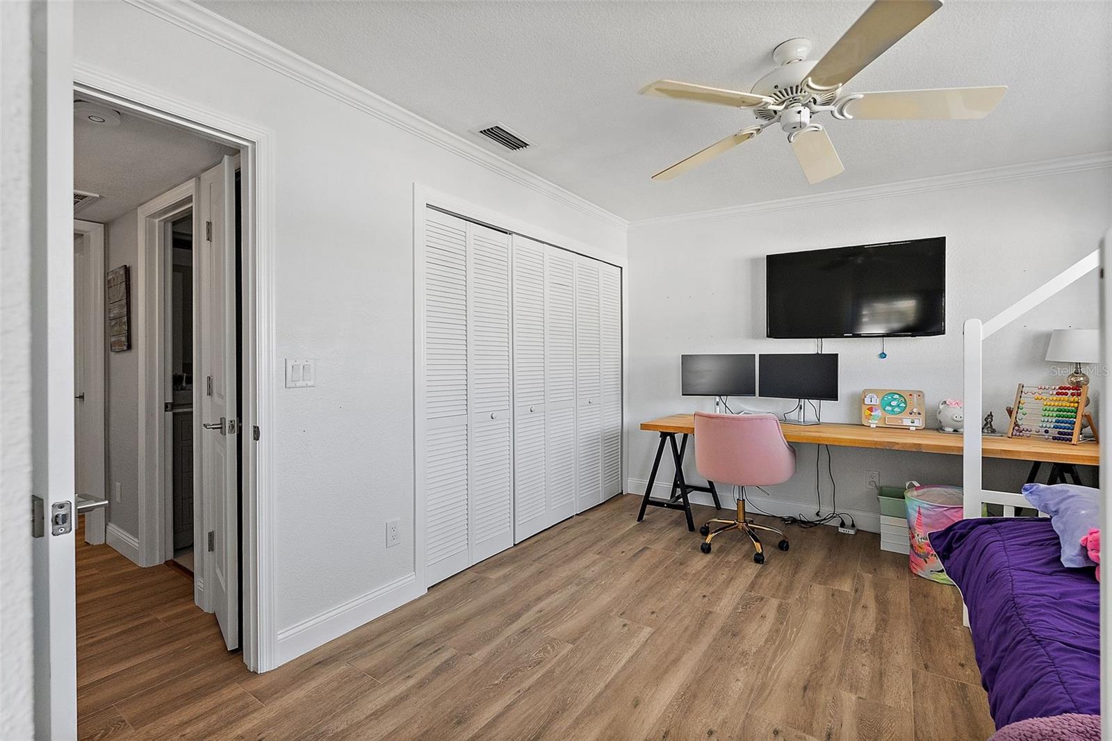 149 98TH AVE N, ST PETERSBURG, FL, 33702