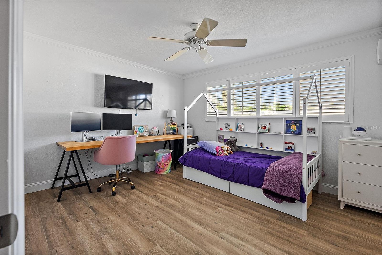 149 98TH AVE N, ST PETERSBURG, FL, 33702