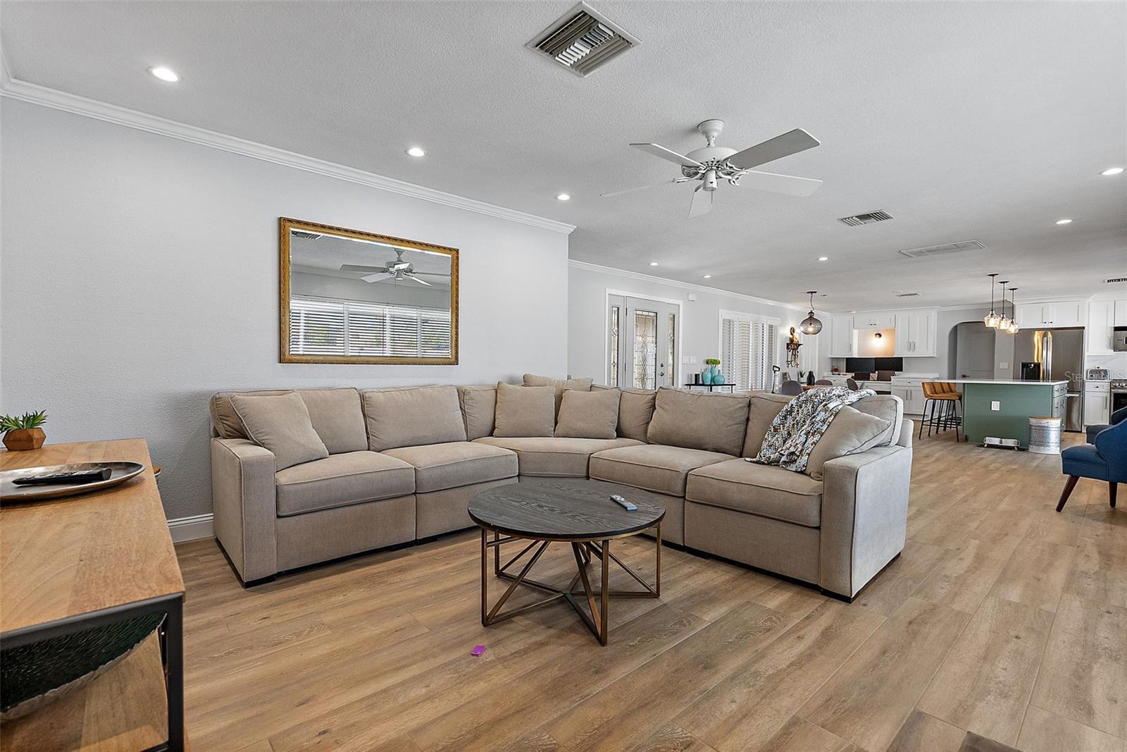 149 98TH AVE N, ST PETERSBURG, FL, 33702