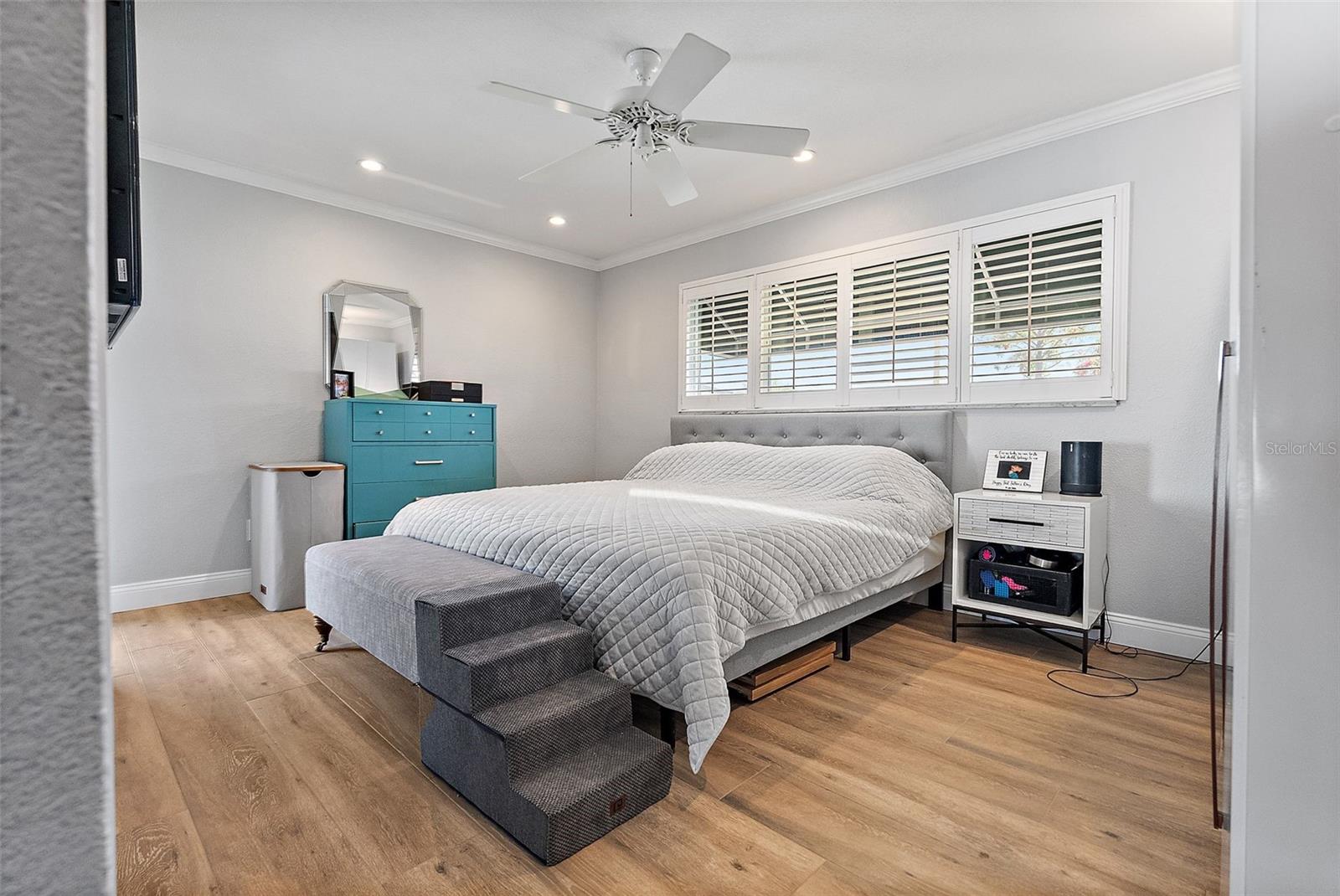149 98TH AVE N, ST PETERSBURG, FL, 33702