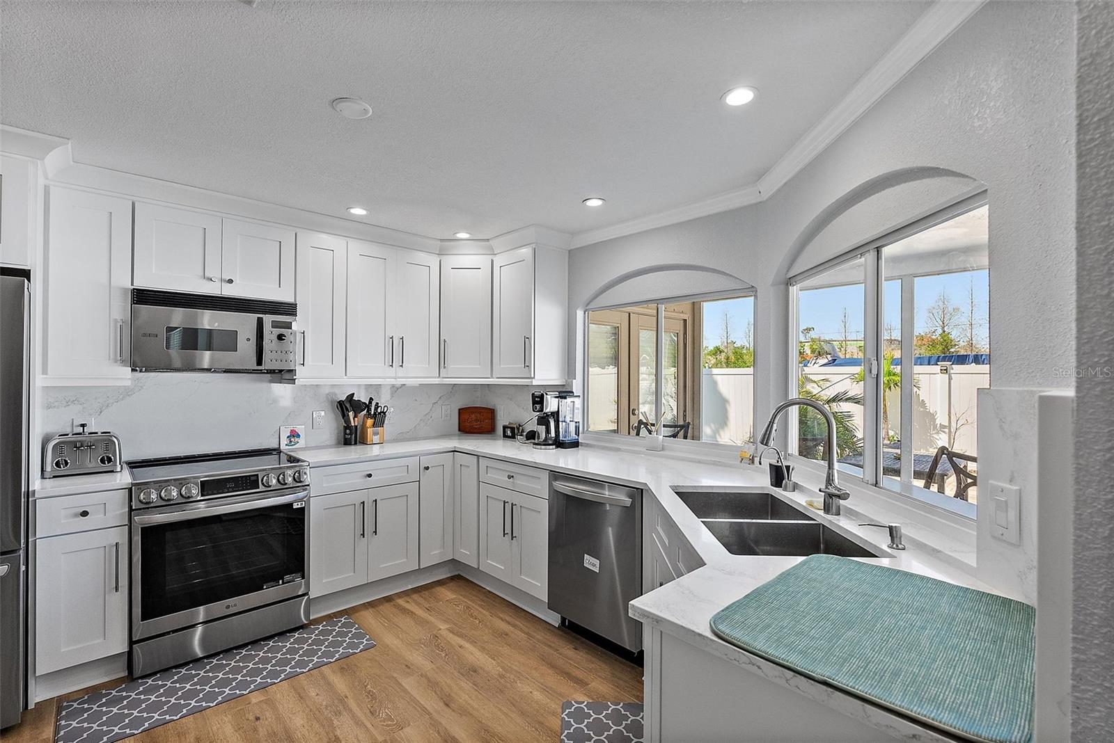 149 98TH AVE N, ST PETERSBURG, FL, 33702