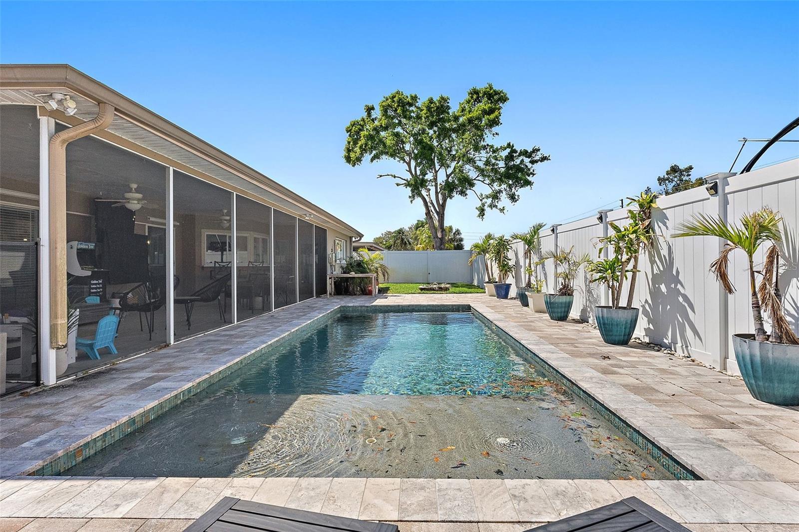 149 98TH AVE N, ST PETERSBURG, FL, 33702