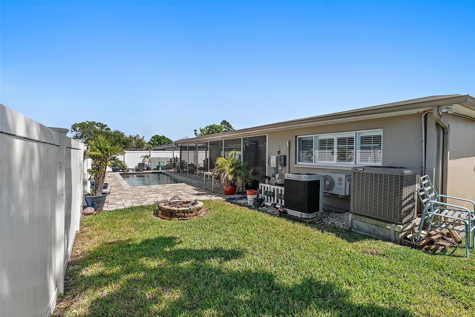 149 98TH AVE N, ST PETERSBURG, FL, 33702