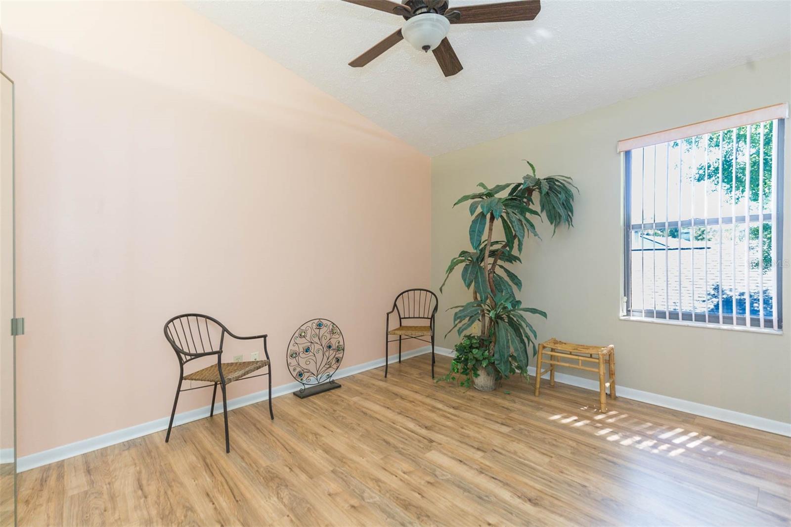 15814 HAMPTON VILLAGE DR, TAMPA, FL, 33618