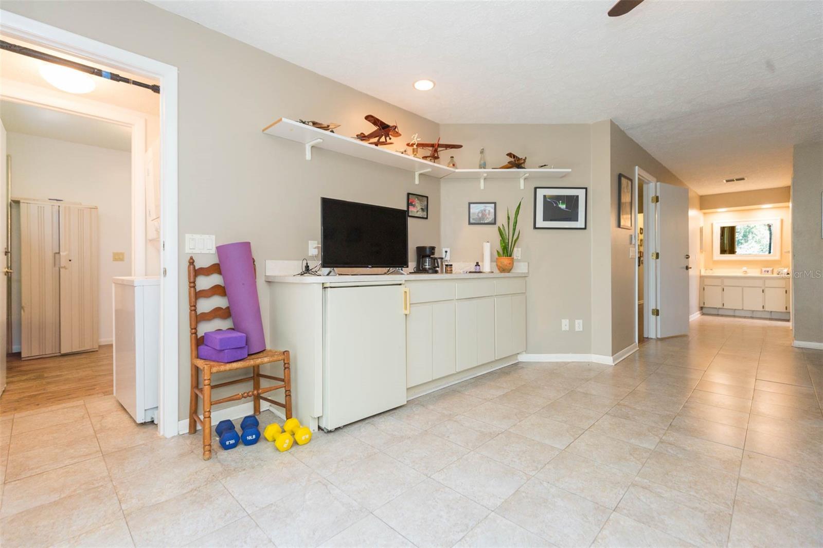 15814 HAMPTON VILLAGE DR, TAMPA, FL, 33618