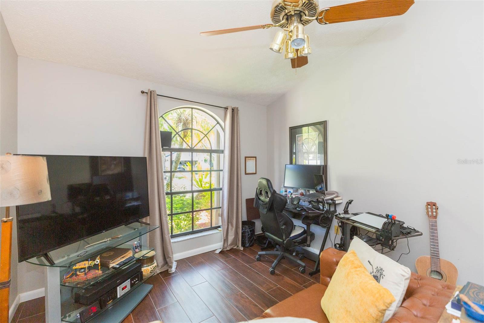 15814 HAMPTON VILLAGE DR, TAMPA, FL, 33618