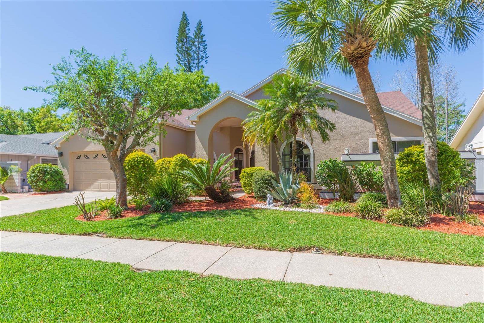 15814 HAMPTON VILLAGE DR, TAMPA, FL, 33618