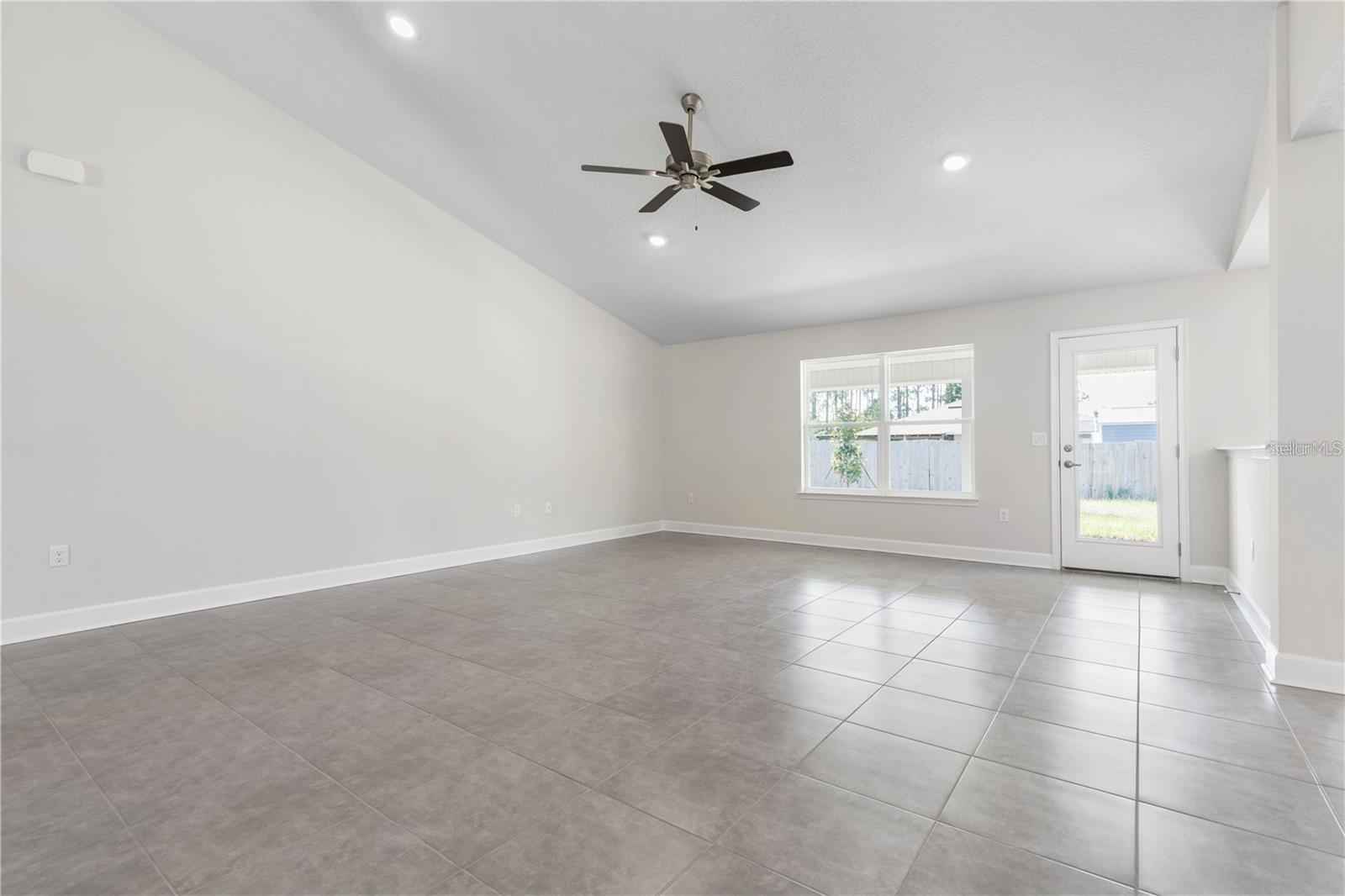 114 PIN OAK DR, PALM COAST, FL, 32164
