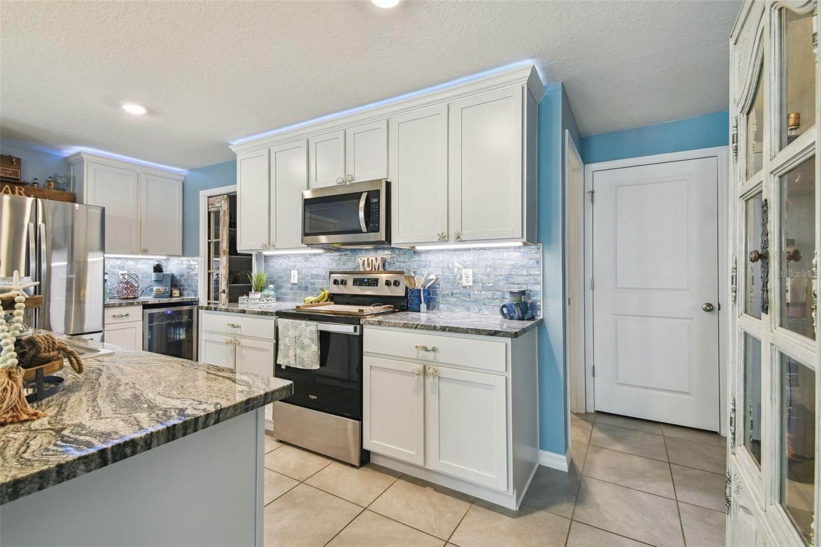 1202 7TH AVE NW, RUSKIN, FL, 33570