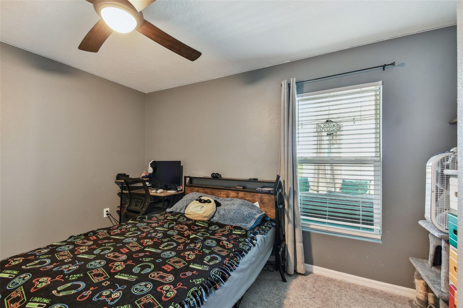 1202 7TH AVE NW, RUSKIN, FL, 33570