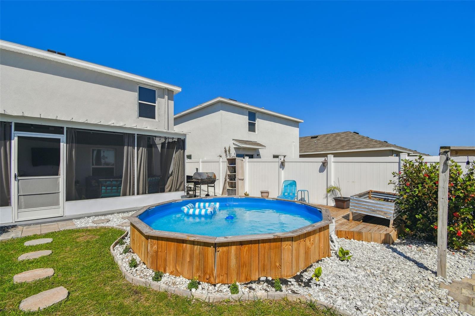1202 7TH AVE NW, RUSKIN, FL, 33570