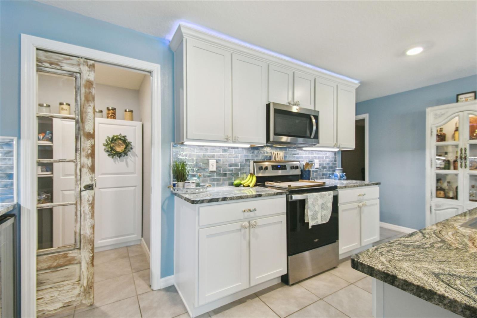 1202 7TH AVE NW, RUSKIN, FL, 33570