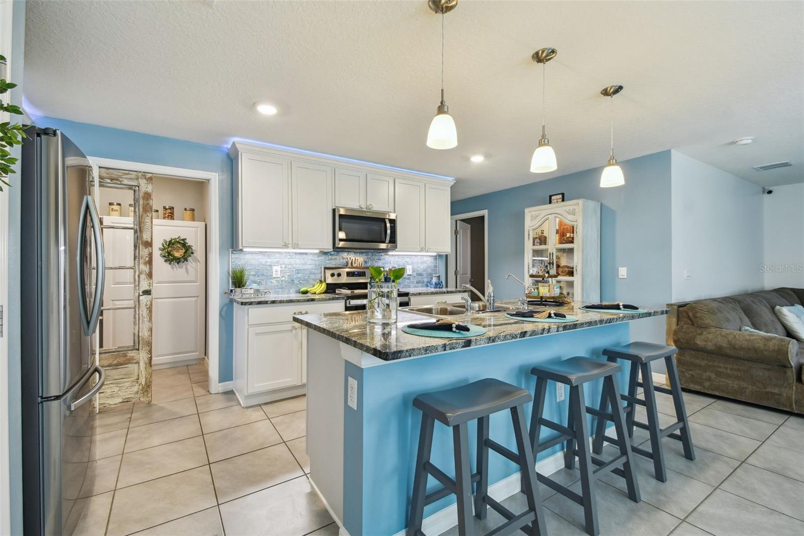 1202 7TH AVE NW, RUSKIN, FL, 33570