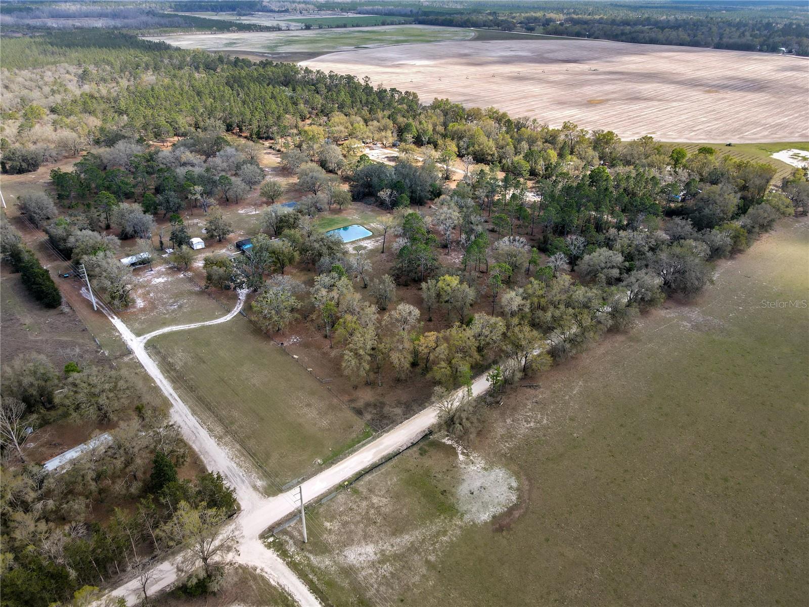 3670 NW 20TH AVE, BELL, FL, 32619