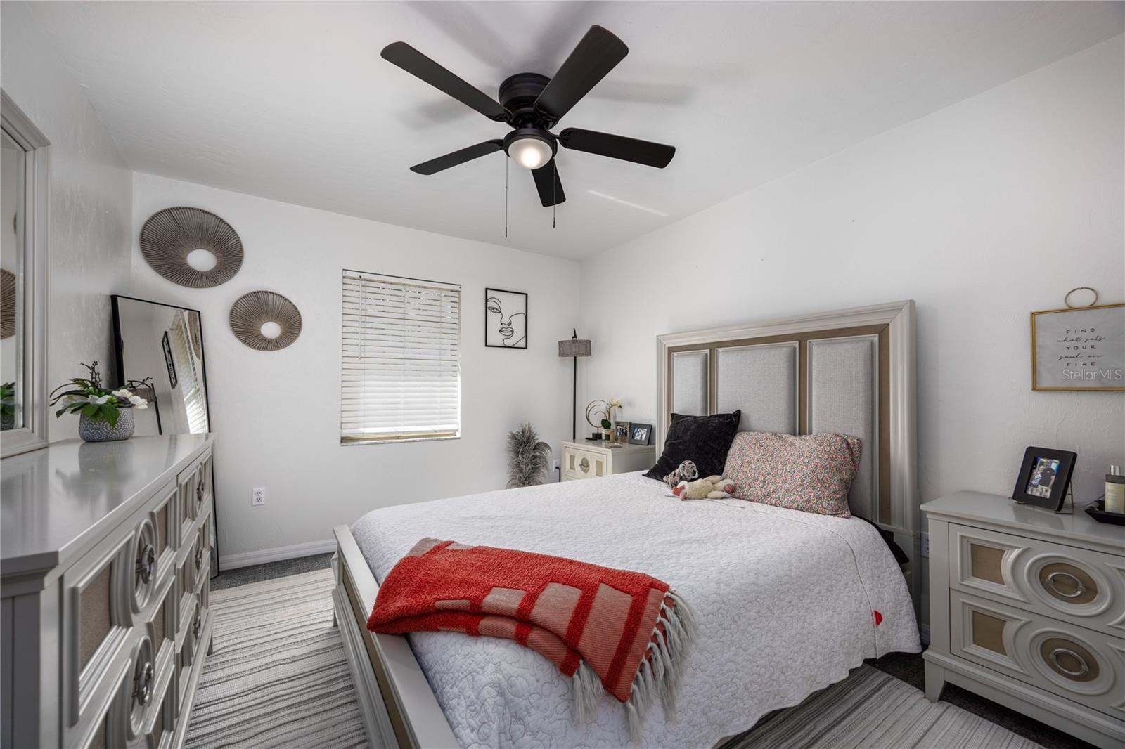3670 NW 20TH AVE, BELL, FL, 32619