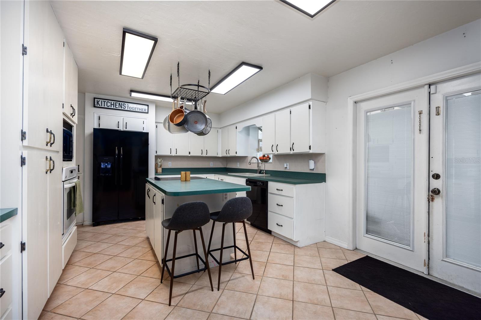 3670 NW 20TH AVE, BELL, FL, 32619