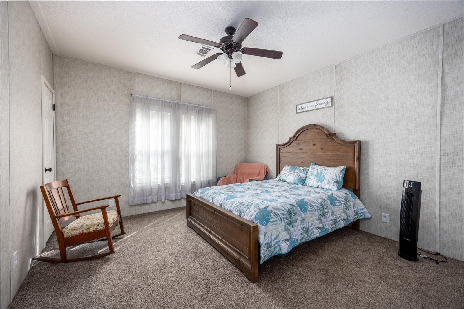 3670 NW 20TH AVE, BELL, FL, 32619
