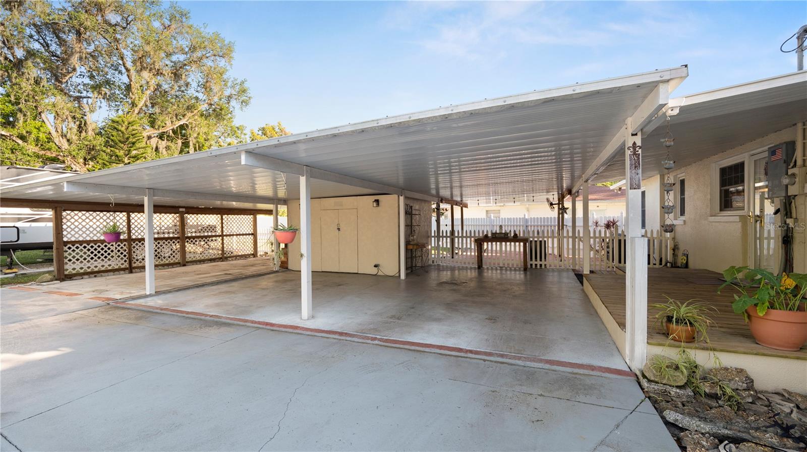 2104 W END AVE, LAKELAND, FL, 33803