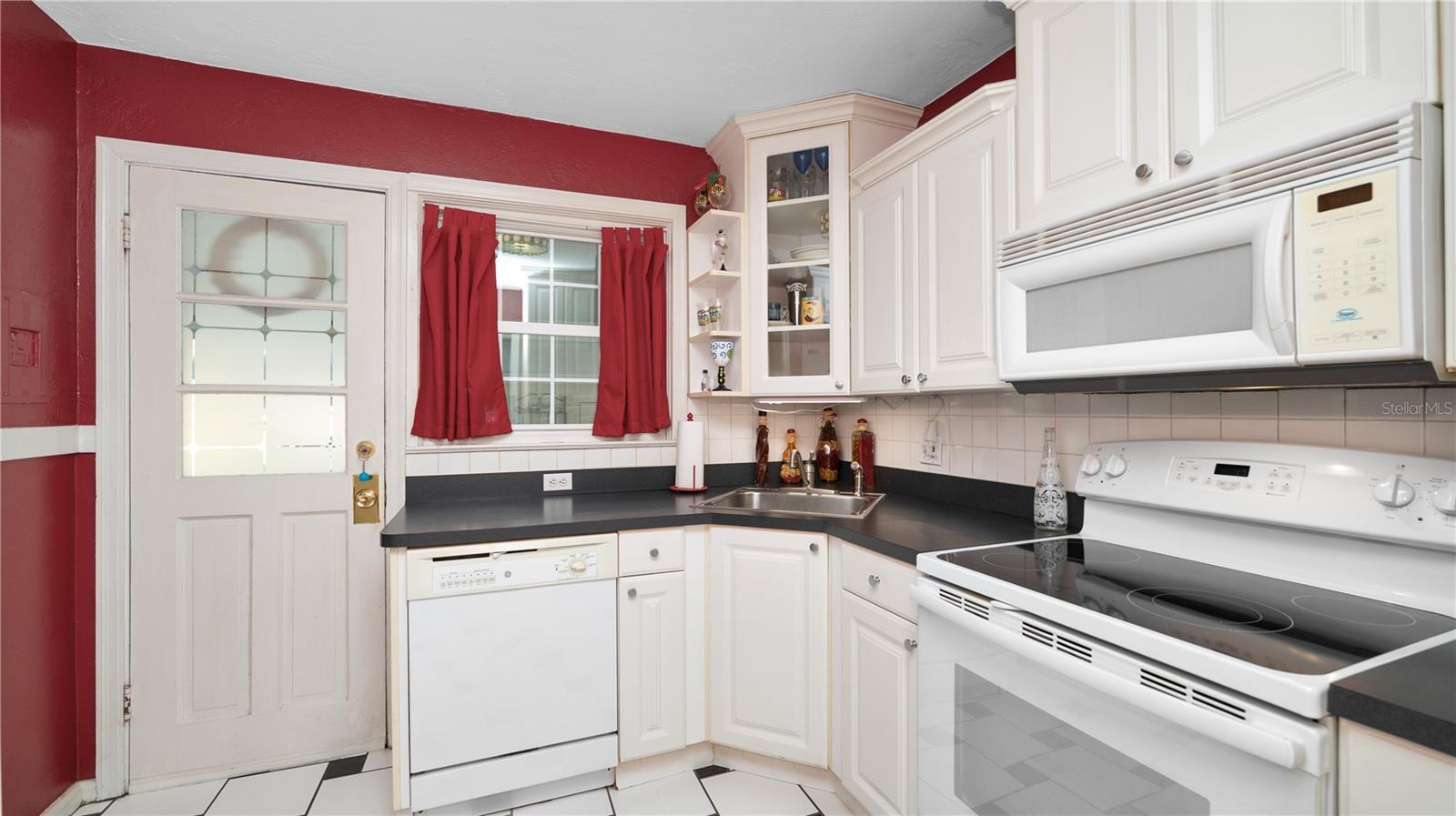 2104 W END AVE, LAKELAND, FL, 33803